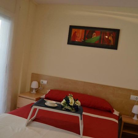 Luminoso Y Amplio Apartamento En Salou Con Piscina Apartment Luaran gambar