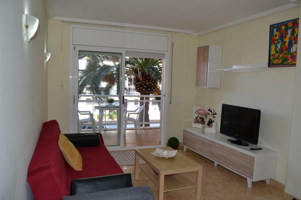 Luminoso Y Amplio Apartamento En Salou Con Piscina Apartment Luaran gambar
