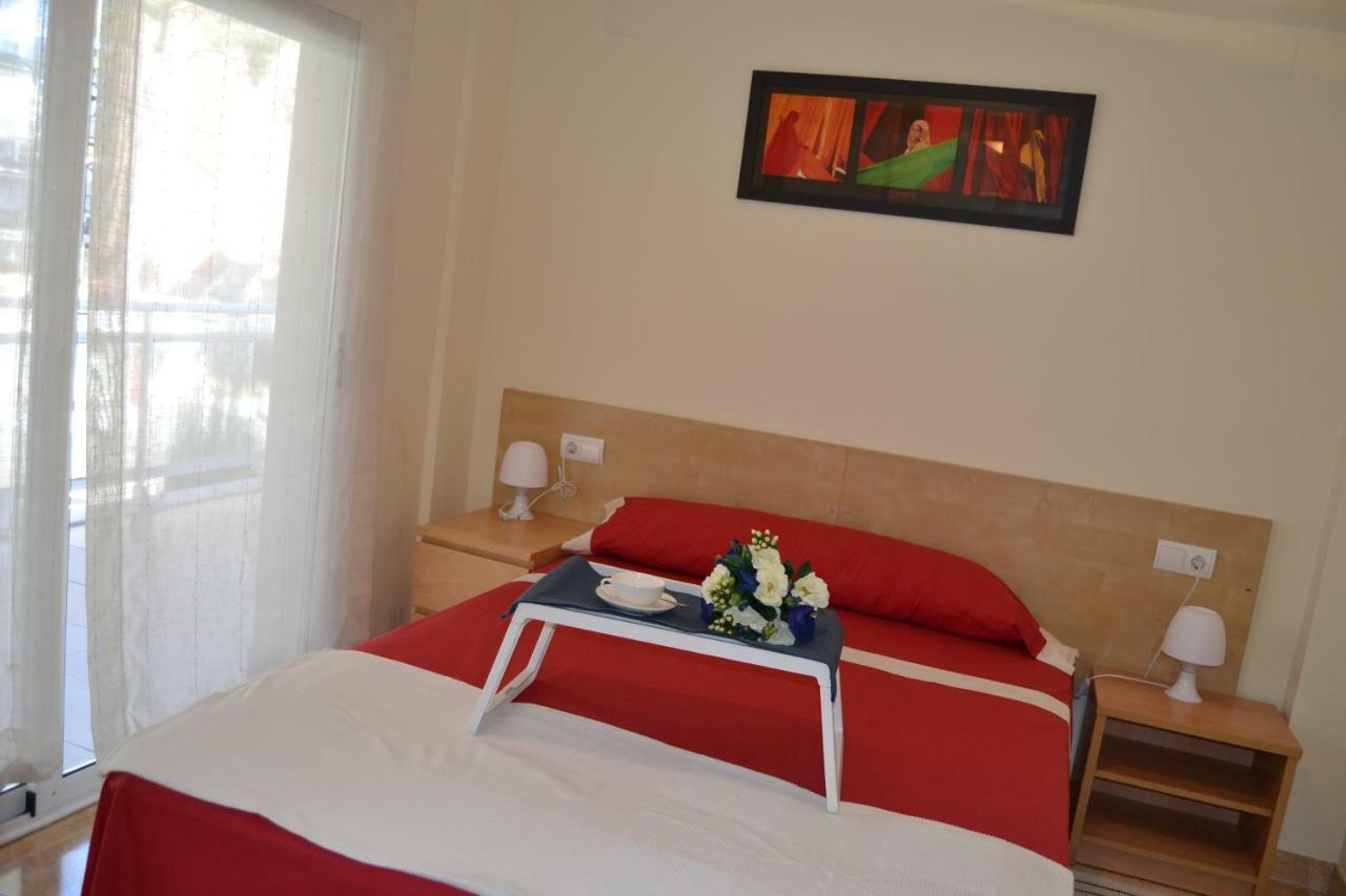 Luminoso Y Amplio Apartamento En Salou Con Piscina Apartment Luaran gambar