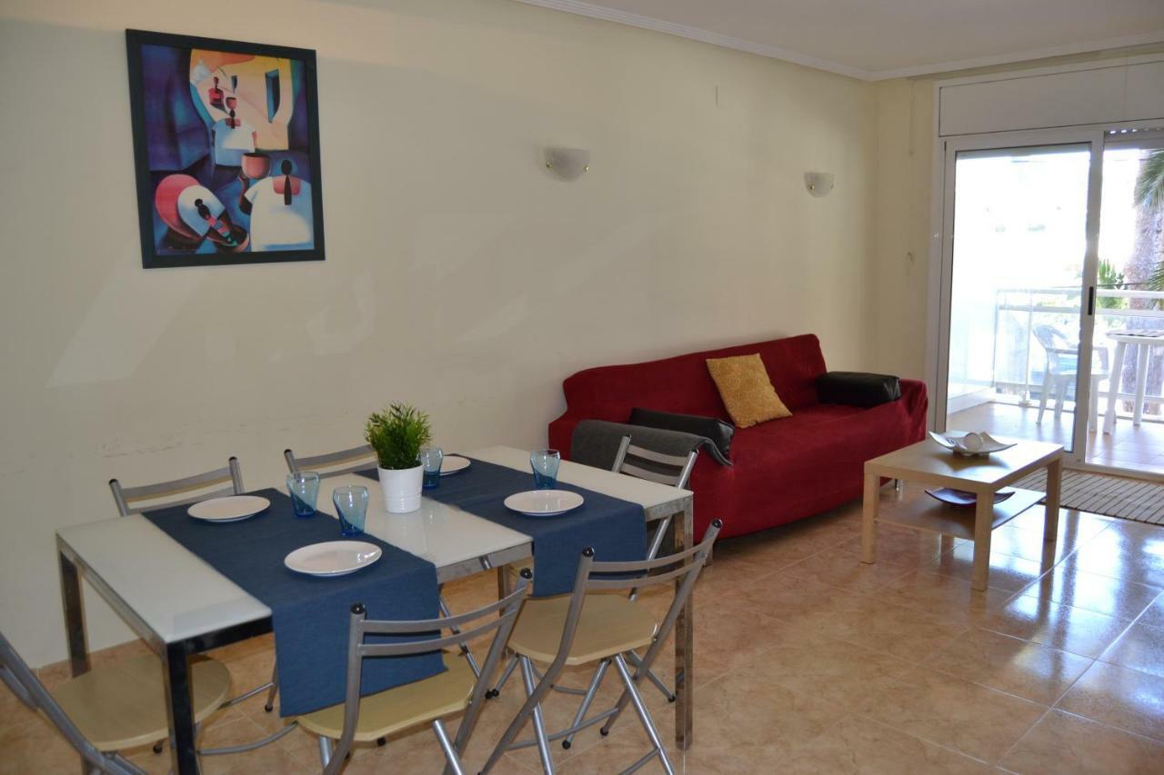 Luminoso Y Amplio Apartamento En Salou Con Piscina Apartment Luaran gambar