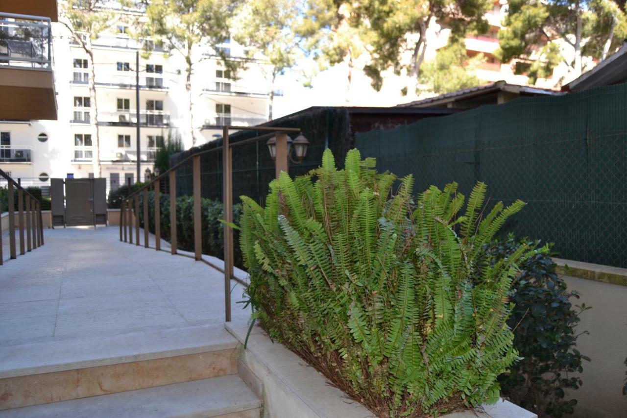 Luminoso Y Amplio Apartamento En Salou Con Piscina Apartment Luaran gambar